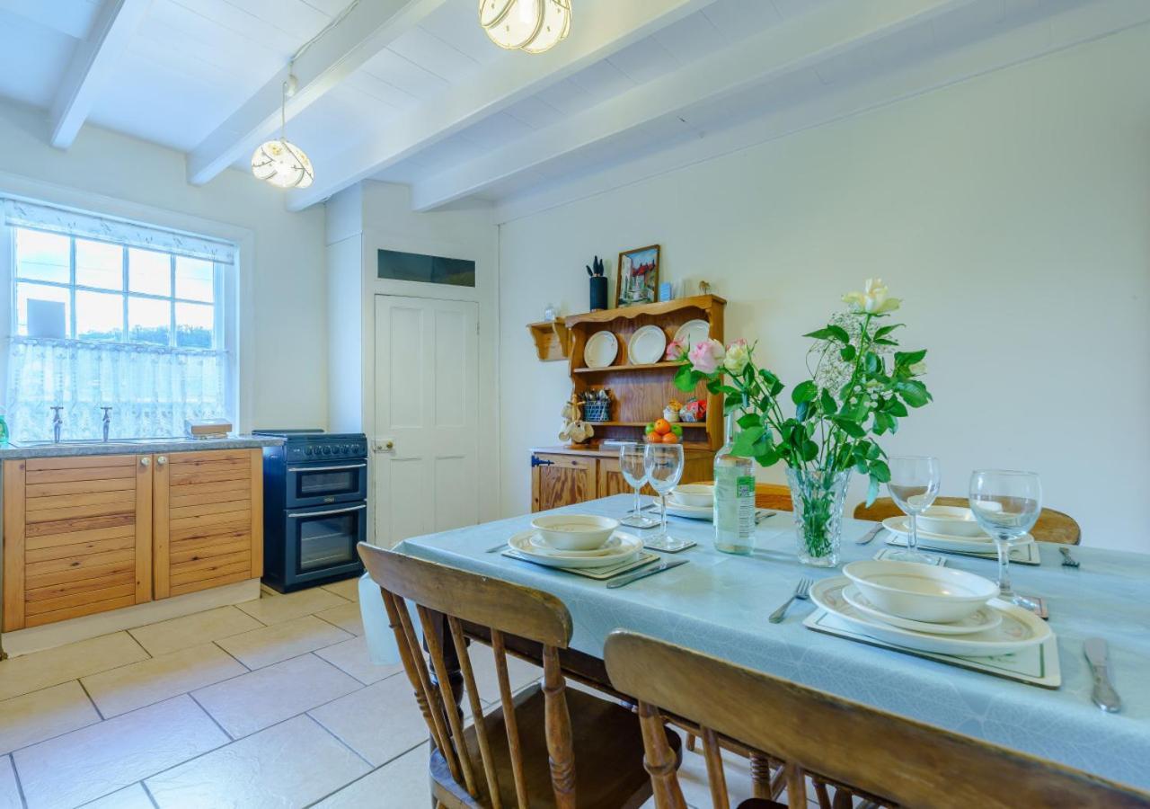 Alice Cottage Robin Hood's Bay Exterior foto