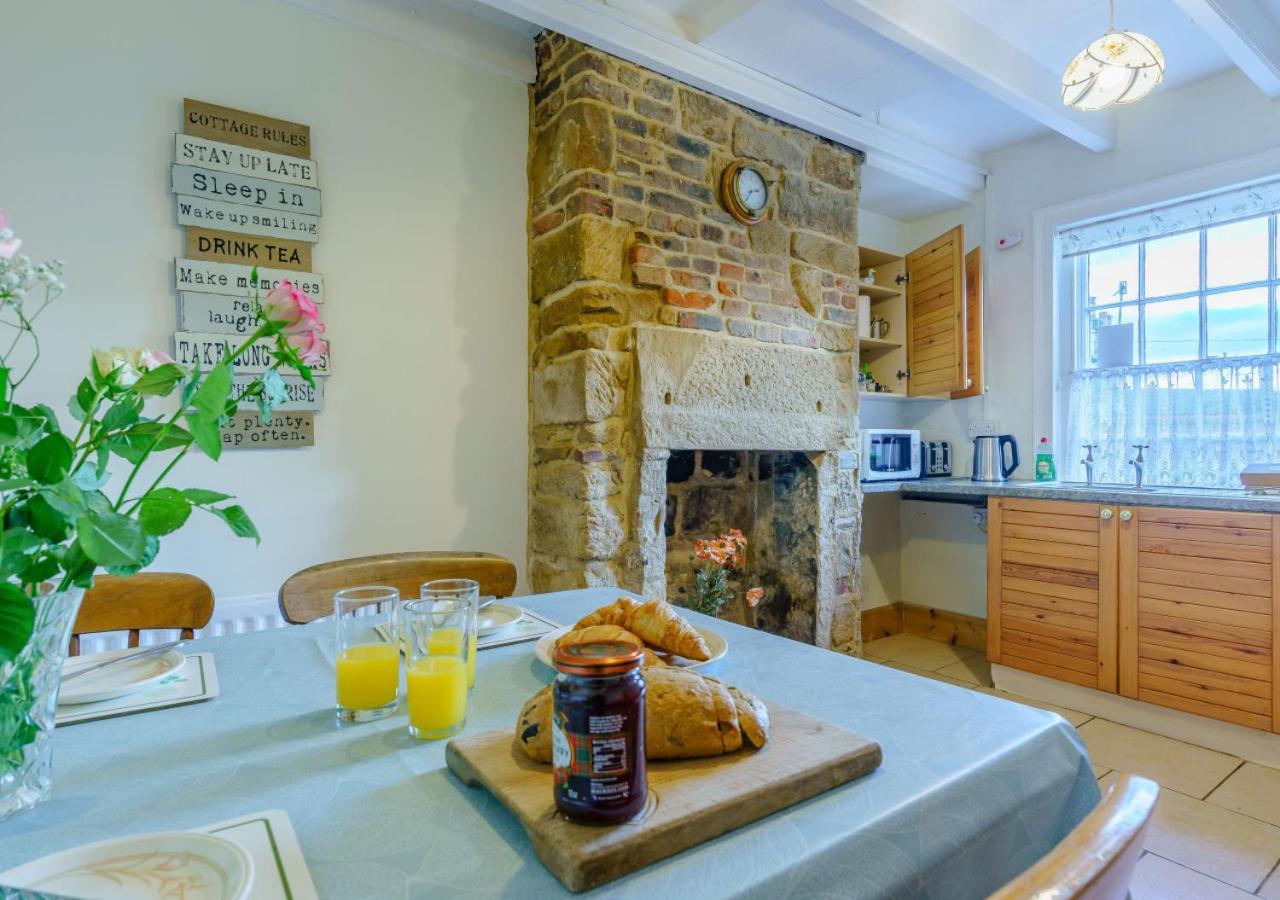 Alice Cottage Robin Hood's Bay Exterior foto